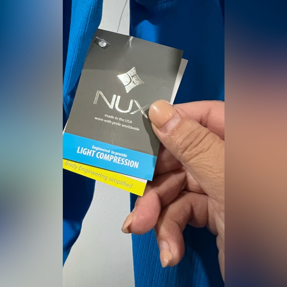 NWT NUX Selene work out Hoodie - Picture 7 of 7